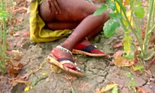 Indisk kone blir brutalt knullet i hjemmelaget røff sexvideo