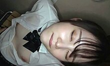 Japansk skolepige Yuzu Chans erotisk opvågnen